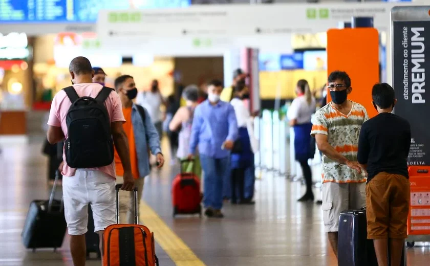 Associação Brasileira de Empresas Aéreas prevê aumento no preço da passagem