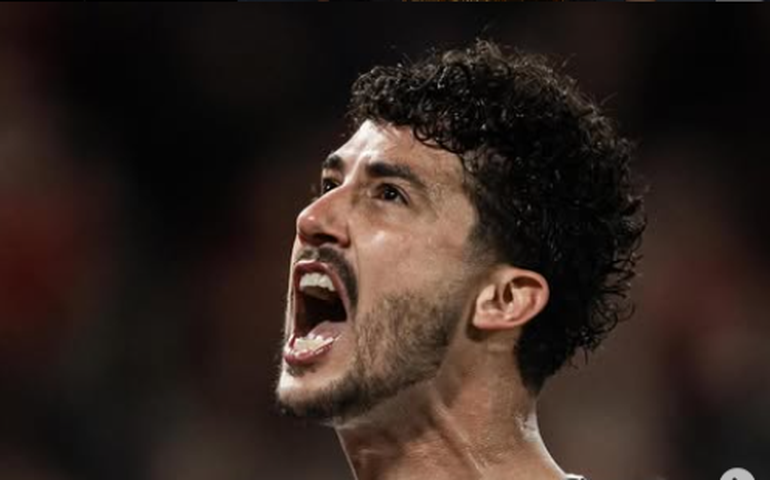 Corinthians amplia vínculo com Gustavo Henrique até 2027 e firma contrato longo com joia