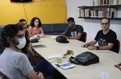 Sesc Alagoas realiza clube de leitura e escrita em parceria com coletivo literário 