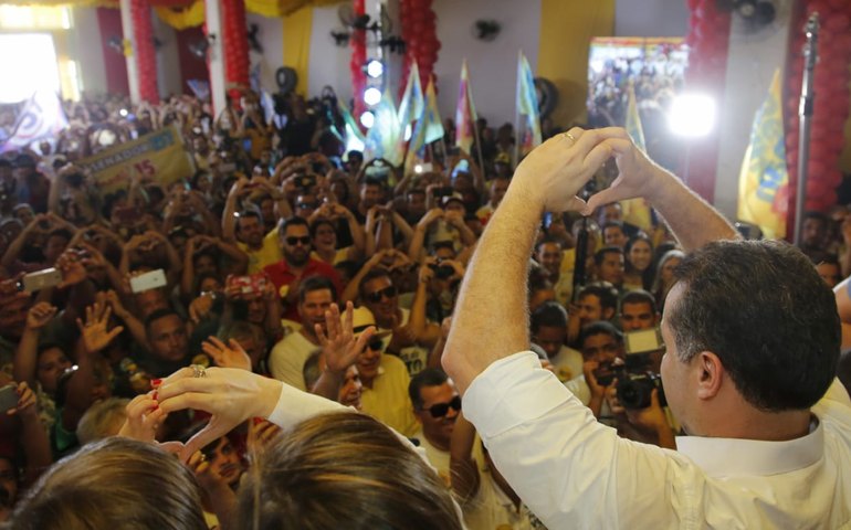 Campanha de Renan Filho à reeleição tem lançamento oficial na orla de Maceió