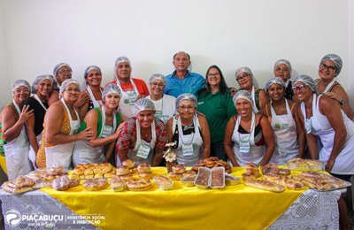 Creas de Piaçabuçu realiza curso de fabricação de pães caseiros