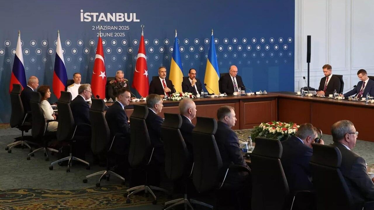 Kremlin espera saber em breve os prazos da terceira rodada de negociações com Kiev