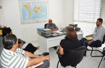 Senai e Singal renovam parceria para elevar competitividade das gráficas em Alagoas