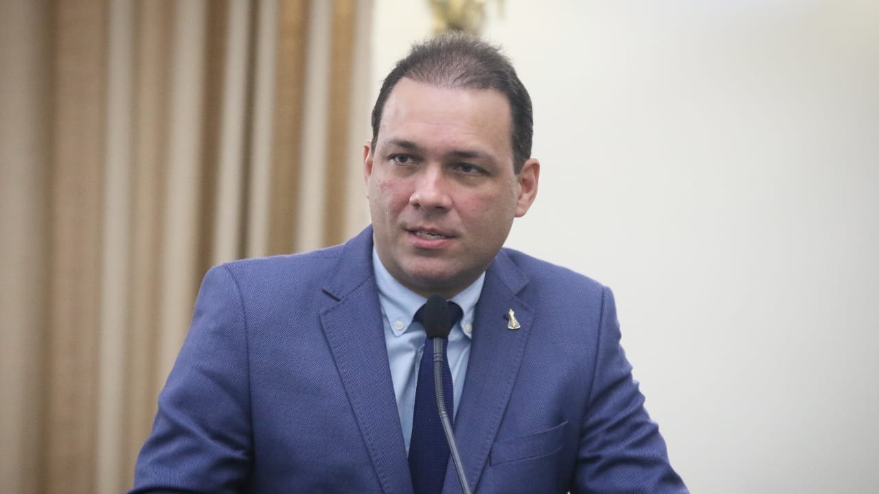 Dudu Ronalsa parabeniza Segurança Pública por identificar suspeito de vandalizar igrejas
