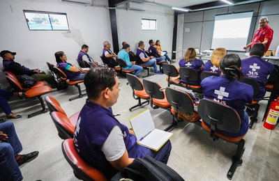 Sesau capacita técnicos da SMS de Maceió sobre uso correto do larvicida para combater a dengue