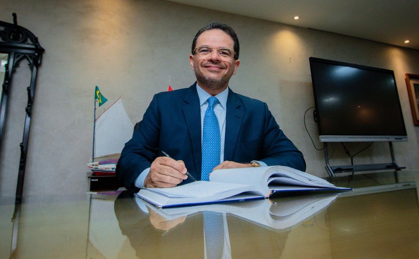 Marcelo Victor assume Governo de Alagoas até 15 de janeiro