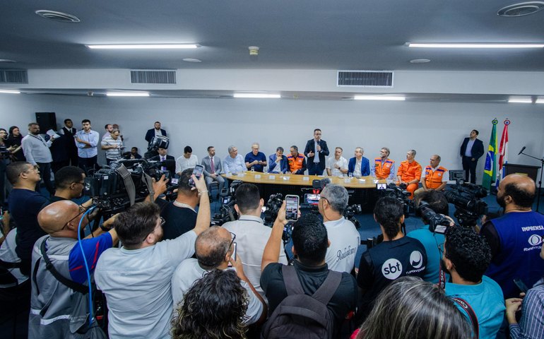 Ao lado de Paulo Dantas, ministros anunciam ajuda emergencial para atingidos pelas chuvas em Alagoas