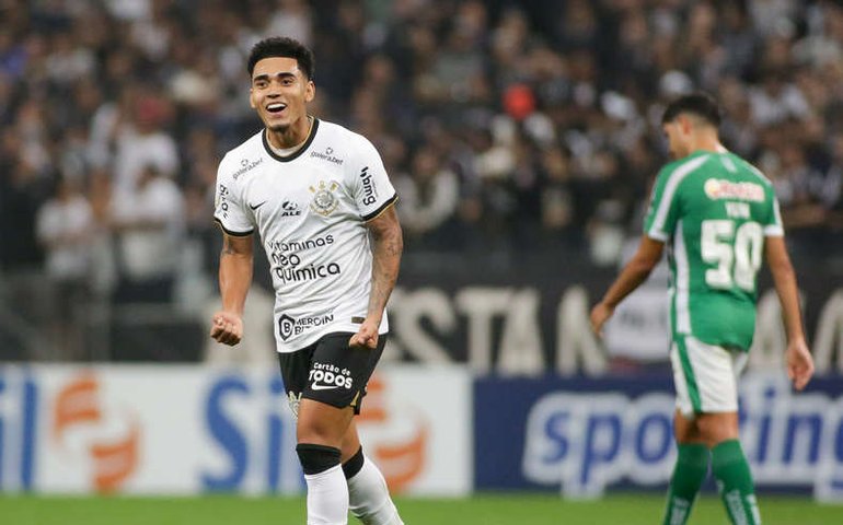 Garotos resolvem, Corinthians bate Juventude e pula para liderança do Brasileirão