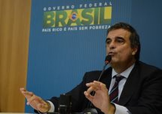 Cardozo diz que investigações devem ter foco em fatos, não em pessoas