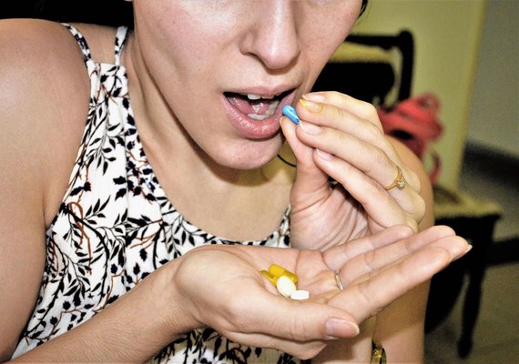 Farmacêutica da Sesau alerta para riscos da automedicação
