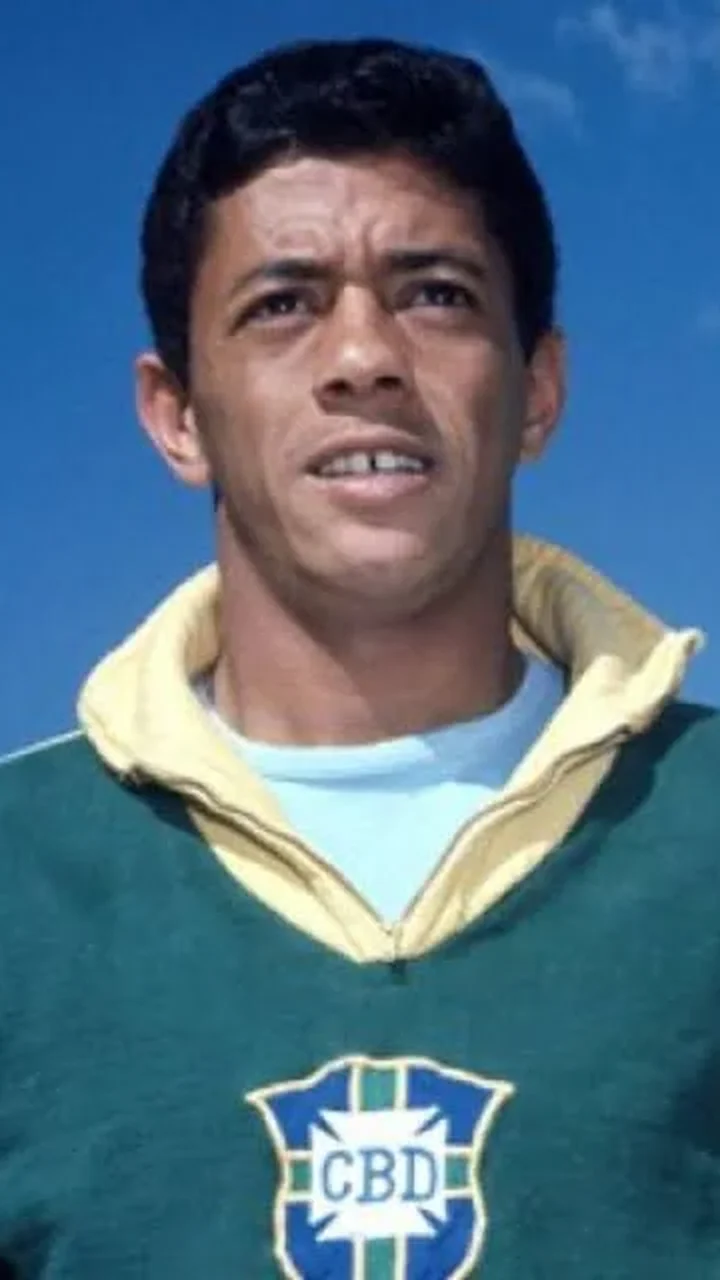 Amarildo, bicampeão da Copa do Mundo, é esquecido pelo futebol enquanto enfrenta Alzheimer