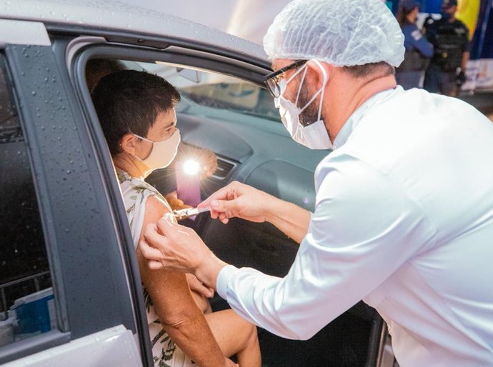 Bancários com 18 anos ou mais podem se vacinar a partir desta quarta-feira (21), em Maceió