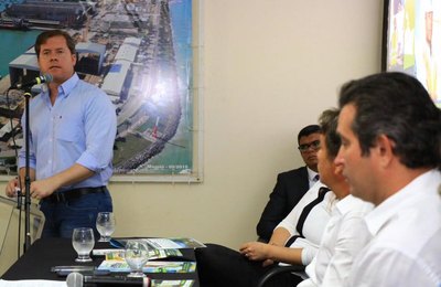 Marx e Quintella anunciam R$ 80 mi em investimentos para o Porto de Maceió