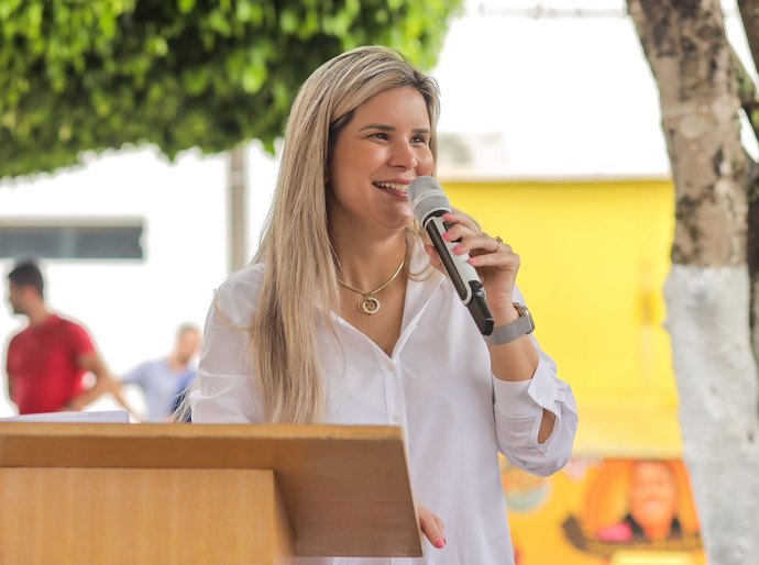 Pesquisa DataSensus mostra aprovação de prefeita Ceci e destaque contra adversários para 2024