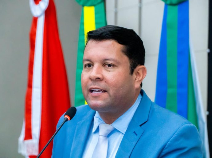 Vereador Allan Pierre solicitará ao Iplam cópias de licenciamentos ambientais do Litoral Norte de Maceió