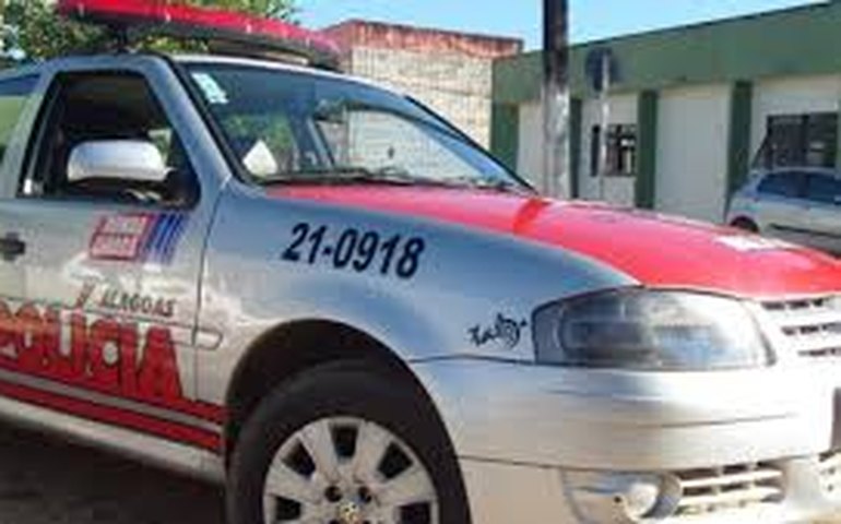 Mãe e filho de 10 anos morrem após companheiro da vítima atear fogo em residência