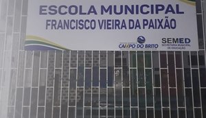 Escola arrombada