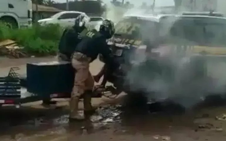 PF isola para perícia trecho de estrada onde morreu Genivaldo