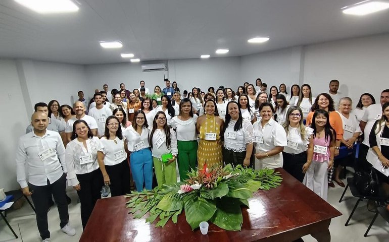 Referência em Alagoas, São José da Laje sedia conferência regional de Educação reunindo diversos municípios