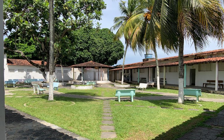 Hospital Escola Portugal Ramalho promove palestra sobre psicoterapia por hipnose