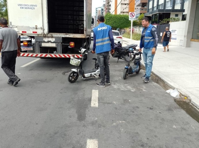 Semsc apreende bicicletas elétricas usadas em aluguel irregular na orla de Maceió