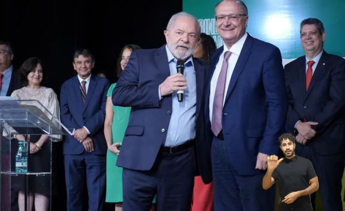 Lula ao anunciar novos ministros, inclusive Geraldo Alckmin 