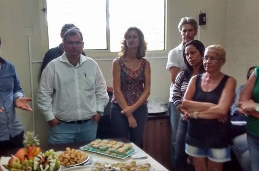 Prefeito Eustaquinho Moreira participa de café da manhã com servidores da Secretaria de Saúde