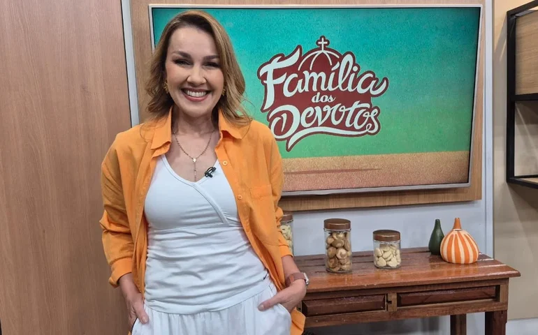 TV Aparecida reforça seu time e anuncia nova apresentadora