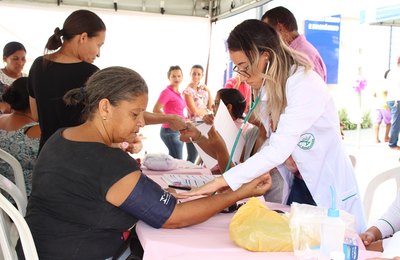Porto Calvo promove ações do Outubro Rosa para a população   