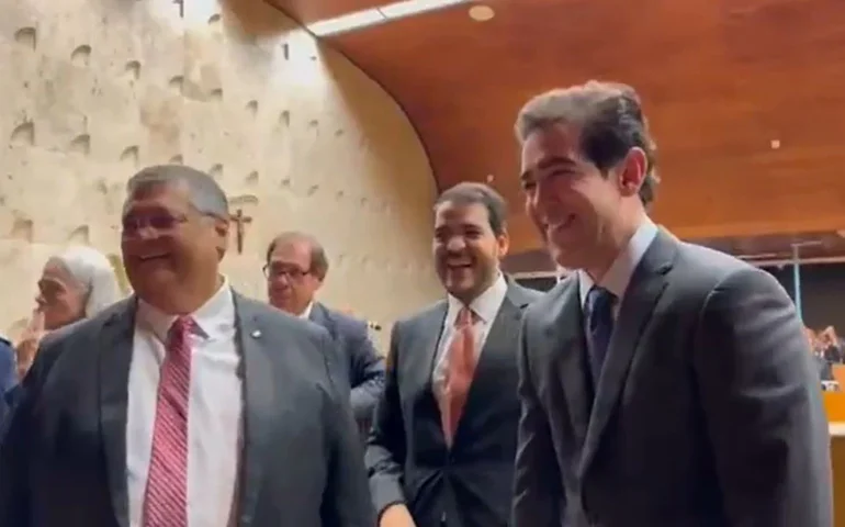 Cotados ao STF, Dino, Messias e Dantas brincam e citam 'acordo' para manter a amizade