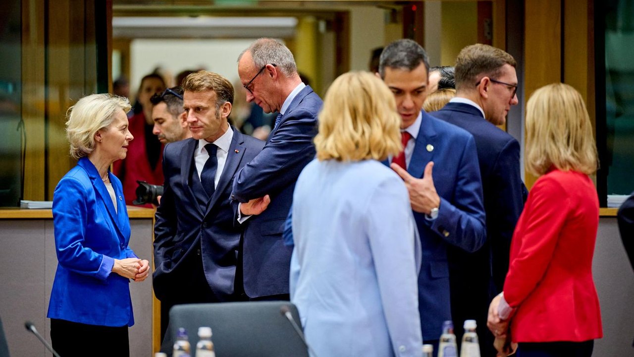 Século da humilhação: mídia britânica aponta fracassos que empurram UE para irrelevância