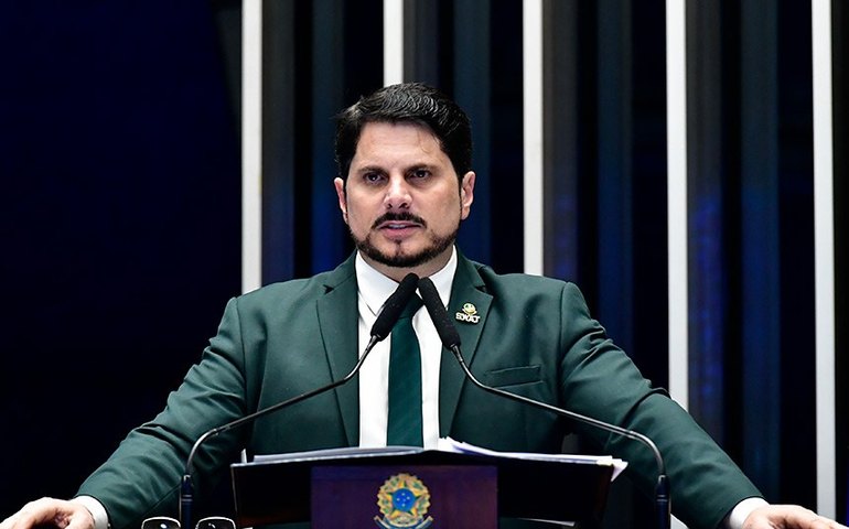 Marcos do Val pede leis mais duras para combater o tráfico humano