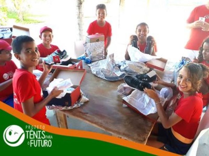 Poder Judiciário doa material esportivo para a Barra de São Miguel