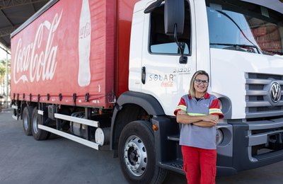 Solar Coca-Cola consolida estratégia de equidade e projeta avanço da representatividade feminina em 2026