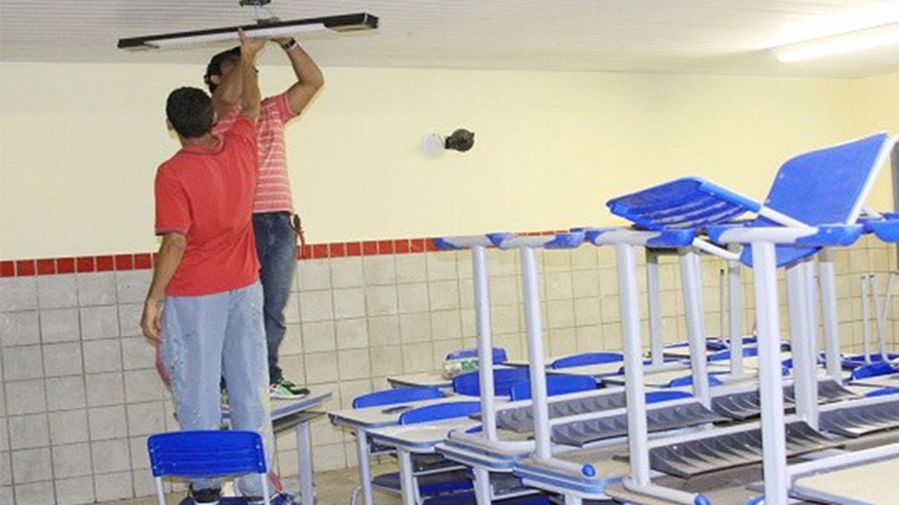 Projeto Tô na Rede entrega equipamentos para as Arapiraquinhas