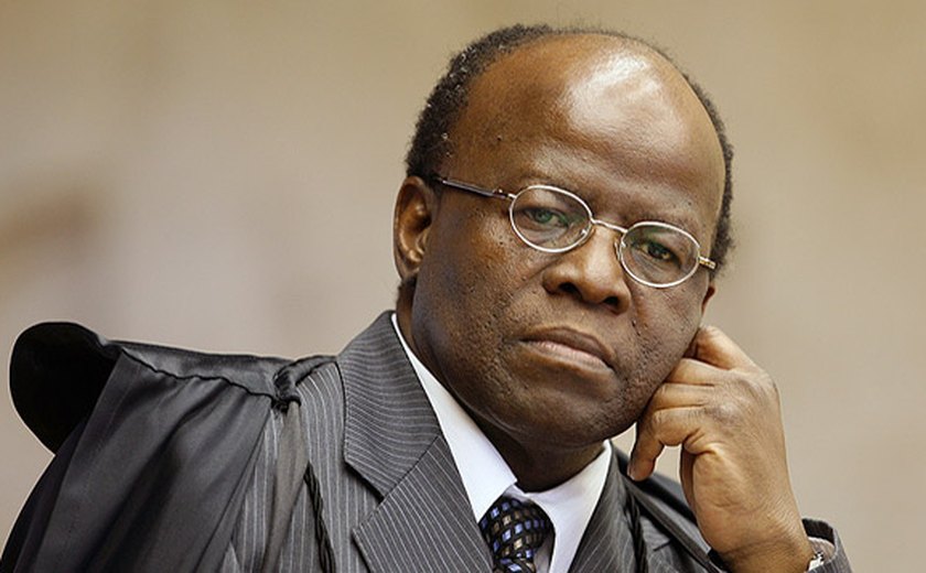 Fuga de Pizzolato atrapalha os planos políticos de Joaquim Barbosa