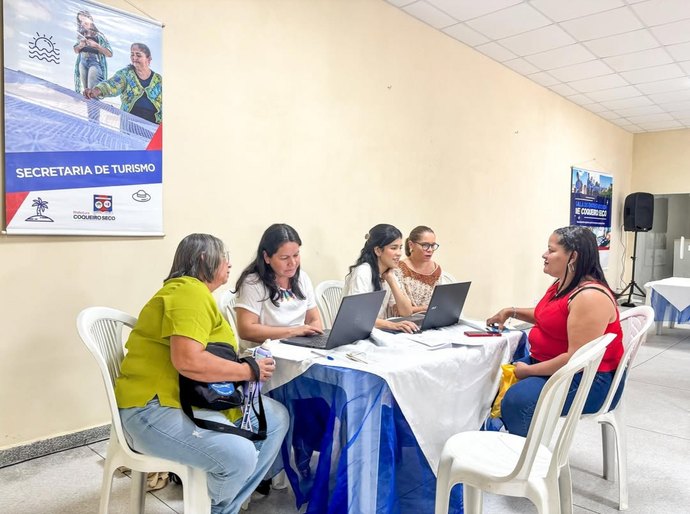 Governo de Alagoas realiza emissão de carteiras do PAB no Pontal da Barra nesta segunda