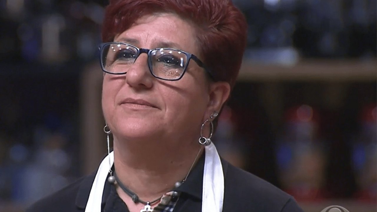 Paraskevi é eliminada do ‘MasterChef Brasil’ e emociona Ana Paula Padrão