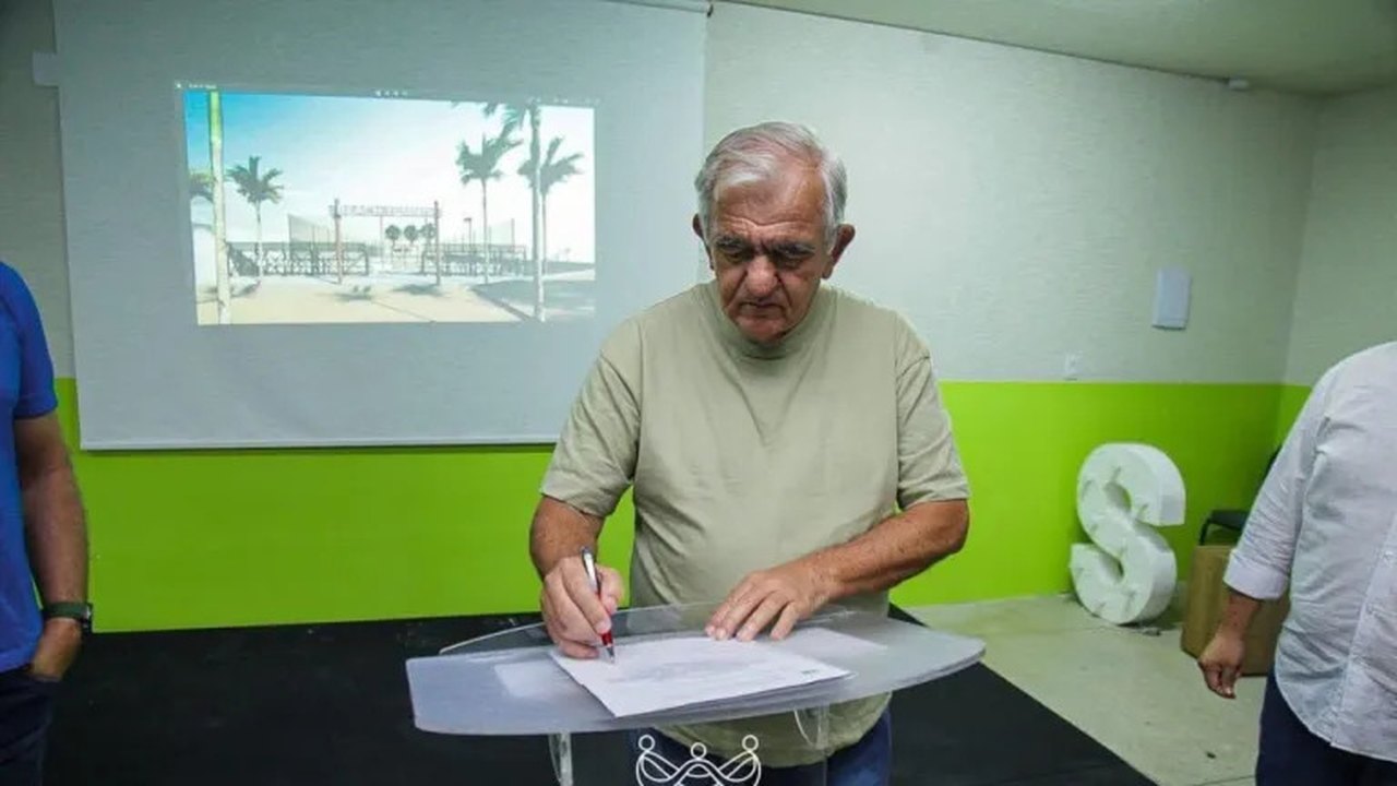 Prefeito pressiona Câmara para liberar mais dinheiro em Poço das Trincheiras