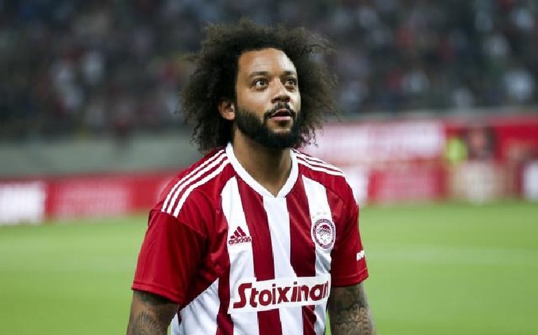 Marcelo rescinde contrato com o Olympiacos cinco meses após chegar na Grécia
