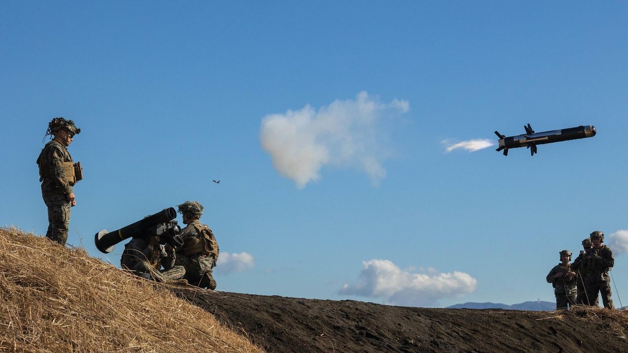 Jornal: militares dos EUA e do Japão treinaram captura e defesa de ilhas disputadas durante exercícios