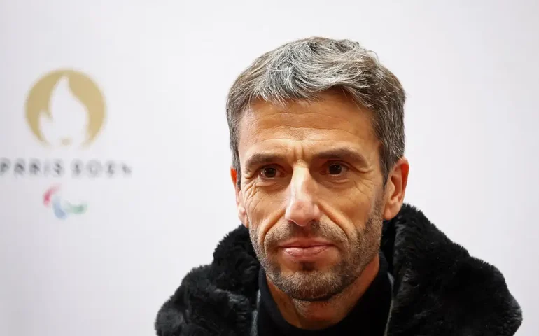 Maratona aquática pode ser cancelada por qualidade da água do rio Sena, diz presidente de Paris-2024