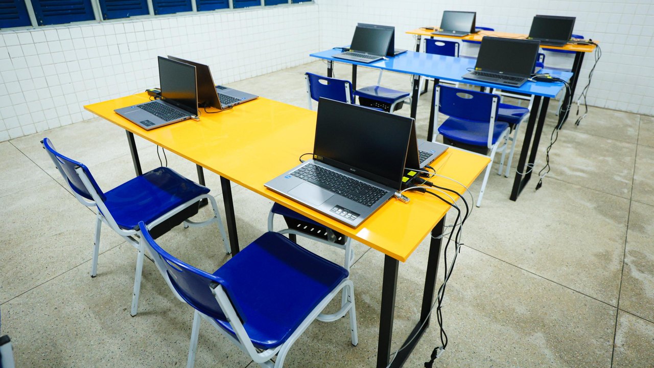 Escola estadual de Maceió conquista laboratório após destaque na Olimpíada de Educação Financeira