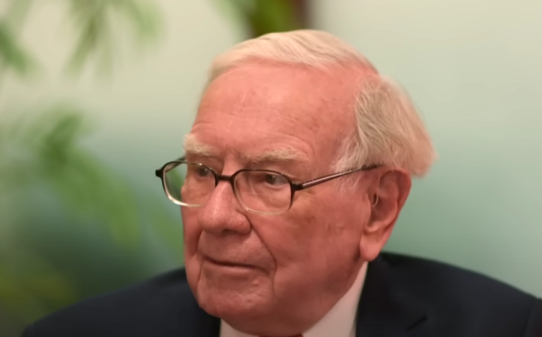 Mercado destaca ovação de mais de 10 minutos a Warren Buffett após anúncio de aposentadoria