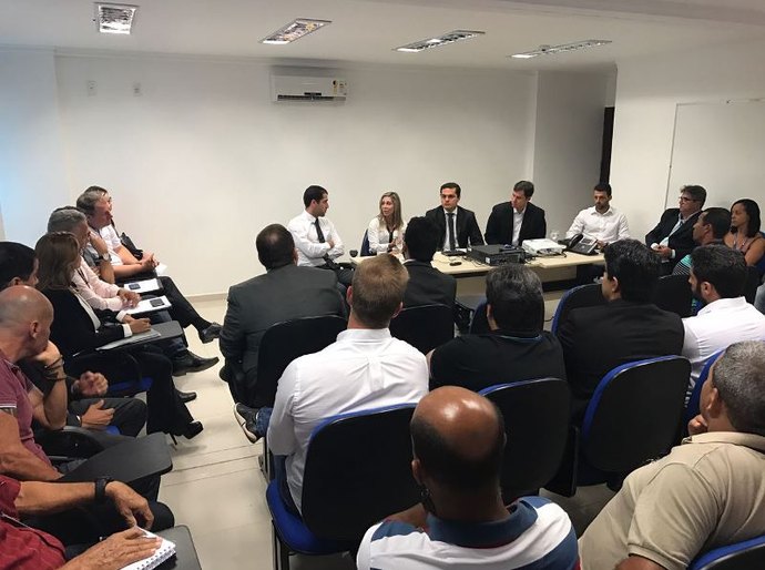 Barracas do Francês: proposta do prefeito Cacau é bem recebida e será levada a AGU