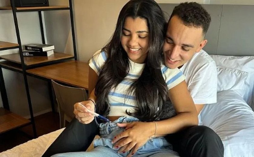 Saiba o sexo e o nome do primeiro bebê de João Gomes e Ary Mirelle