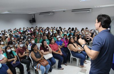 Prefeito Marcelo Beltrão reúne agentes de Saúde e de Endemias e anuncia piso salarial nacional