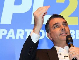 Flávio recebeu projeto para aumentar para 67 anos idade da aposentadoria, diz presidente do PT