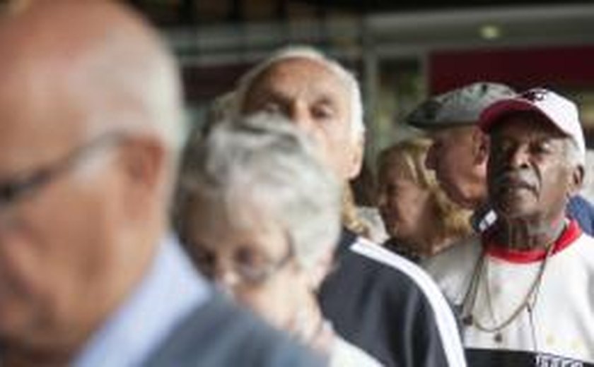 Aposentados têm dois dias para fazer comprovação de vida e renovar senha