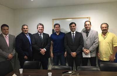 Marx amplia base na Câmara de Maceió, de cinco, para 11 vereadores